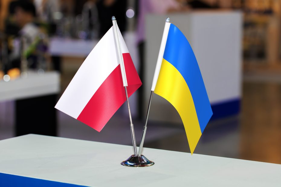 Flags,of,poland,and,ukraine,together,at,some,event,or
